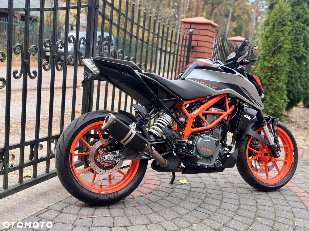 KTM Duke - 4