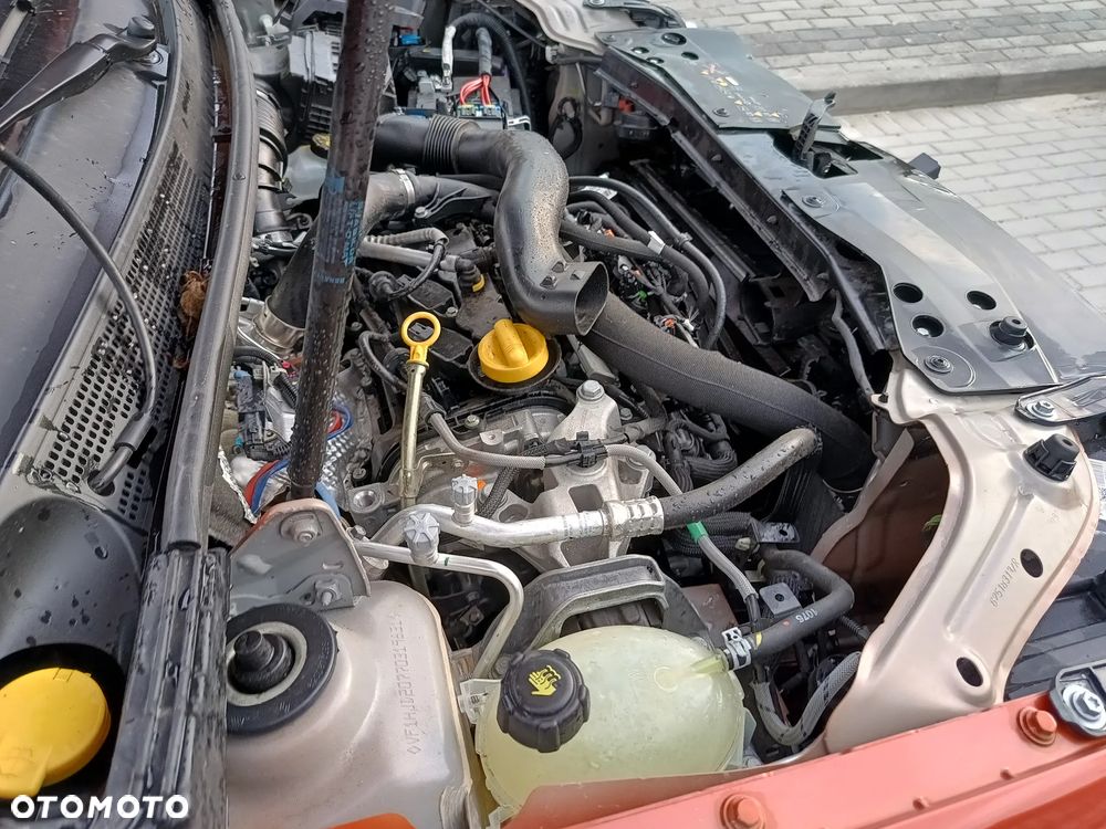 Dacia Duster TCe 90 2WD Essential - 28