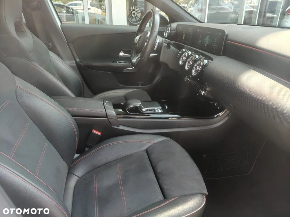 Mercedes-Benz Klasa A 200 AMG Line 7G-DCT - 20