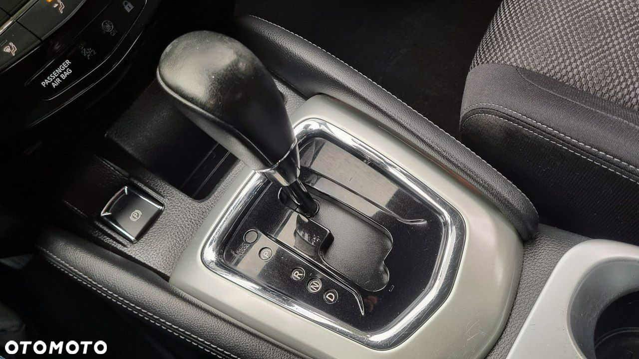 Nissan Qashqai - 17