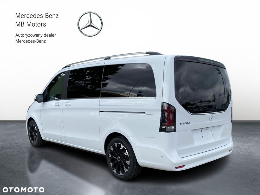 Mercedes-Benz Klasa V - 3