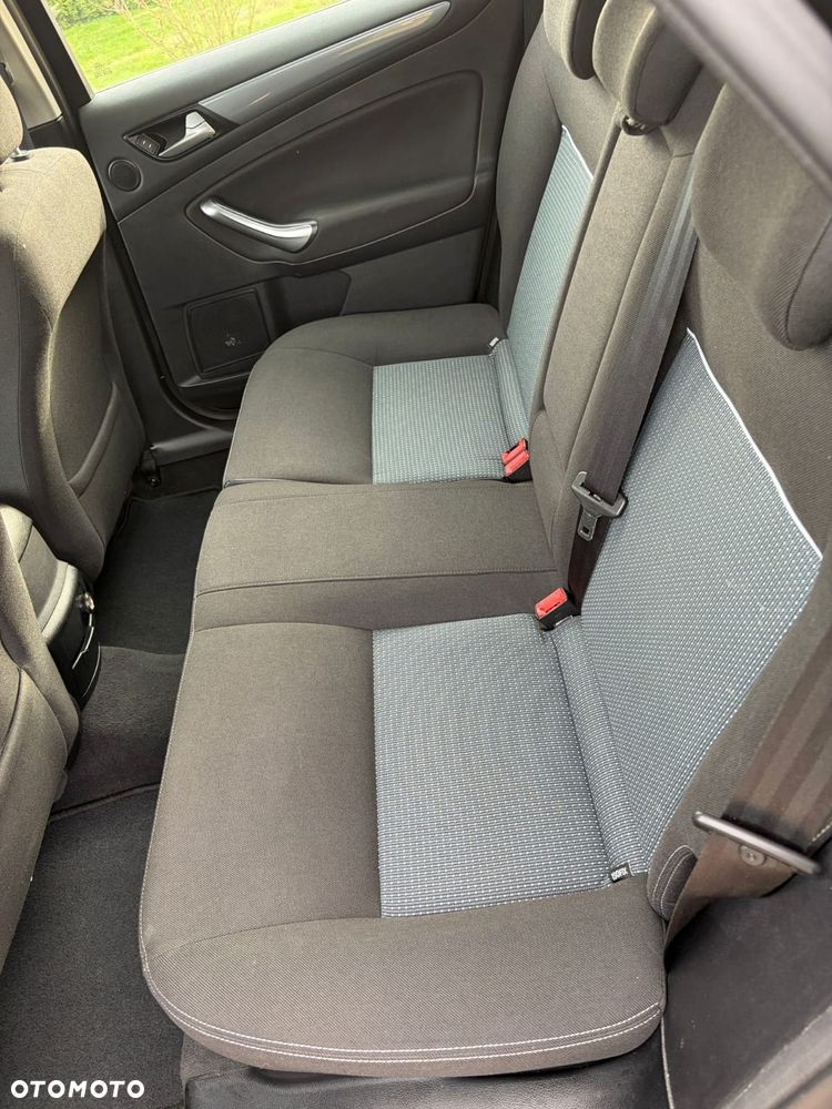 Ford Mondeo 2.0 TDCi Trend - 9