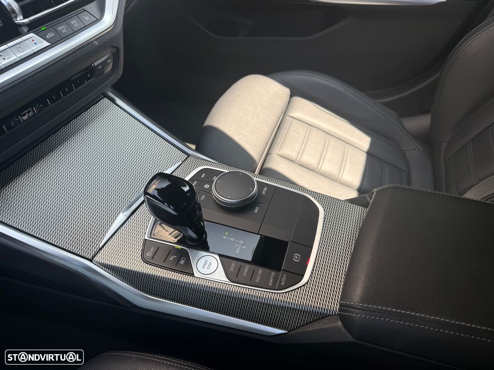 BMW 330 e Pack M Auto - 24