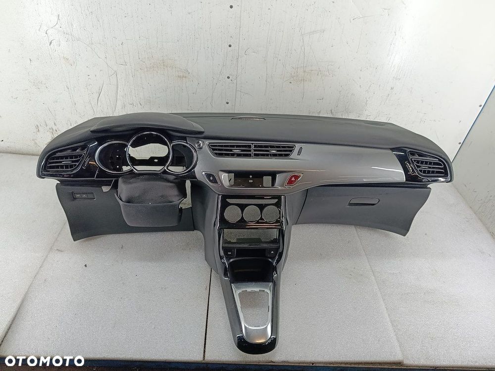 DESKA ROZDZIELCZA,KONSOLA PODUSZKI SENSOR PASY CITROEN DS3 - 3