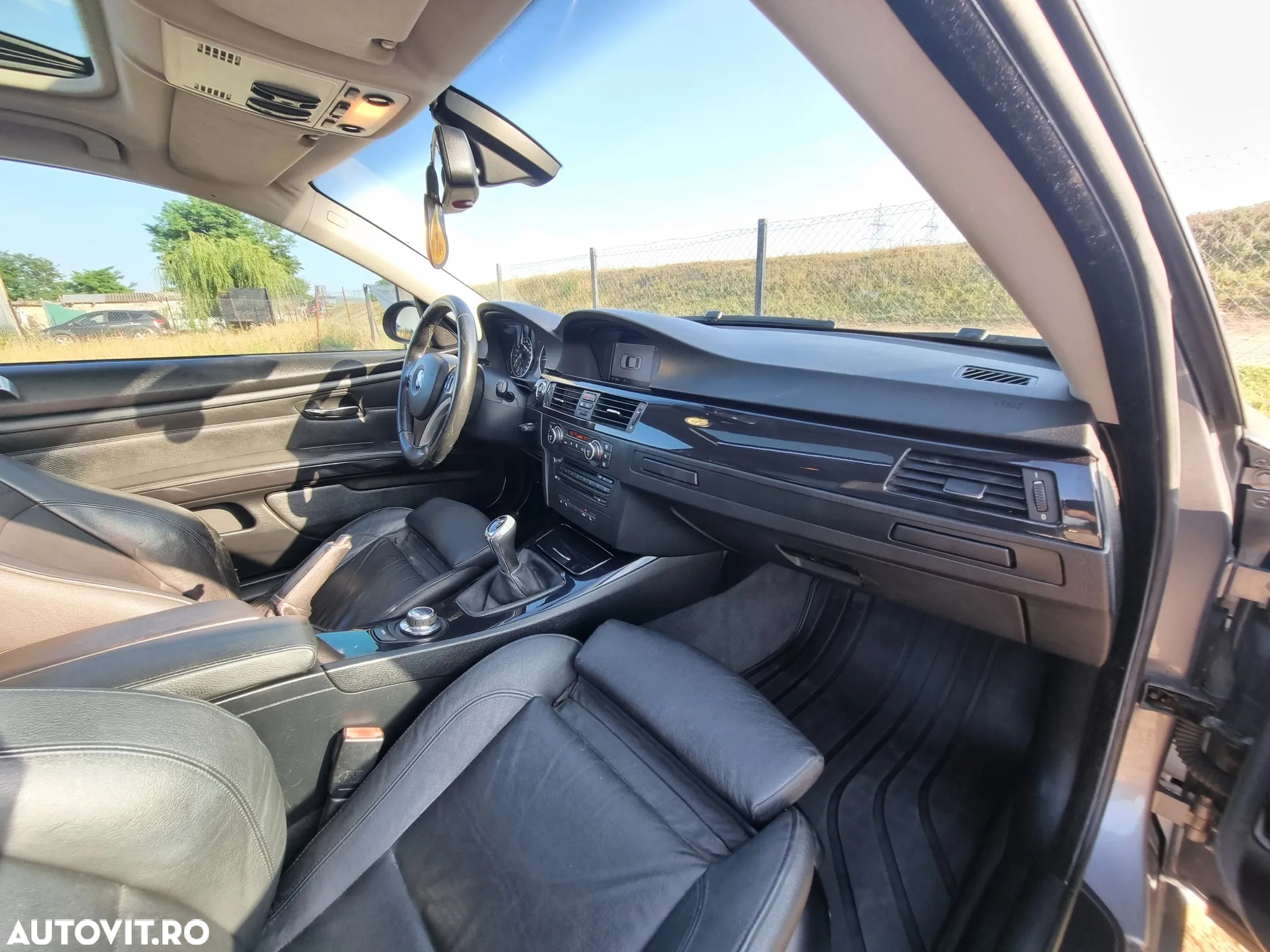 BMW Seria 3 320Cd Coupe - 12