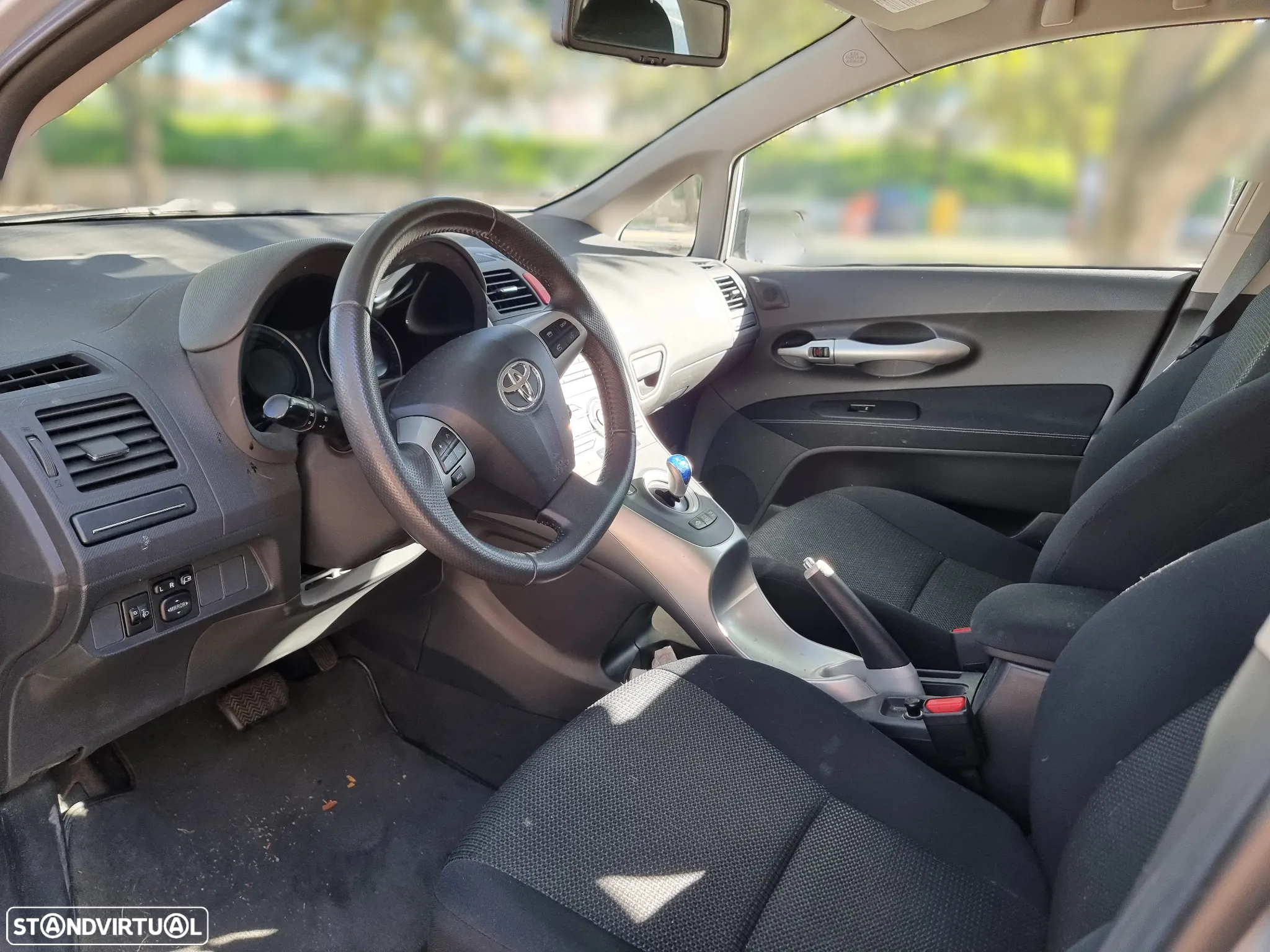 Toyota Auris 1.8 HSD P.Te.+JLL17 - 11