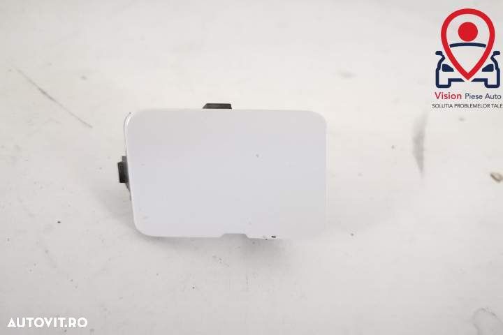 Capac Cui Tractare Bara Fata Original In Stare Buna  Dacia  Sandero  2