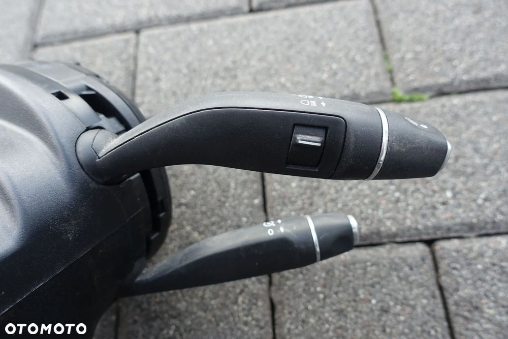 PRZEŁĄCZNIK ZESPOLONY TAŚMA MERCEDES W176 A KLASA 17r. - 4