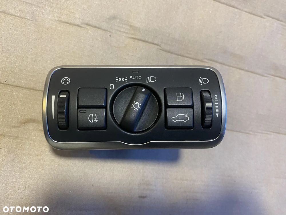 Przełącznik świateł Volvo XC60 I lift 2015 30739456 OE - 1