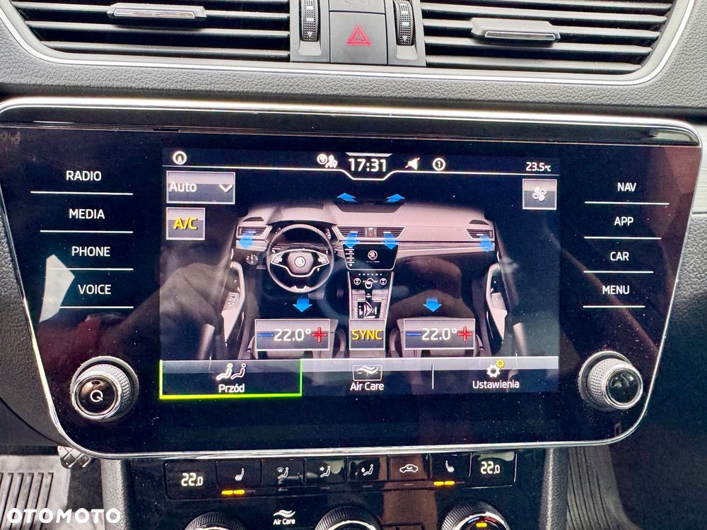Skoda Superb 2.0 TDI SCR Style - 21
