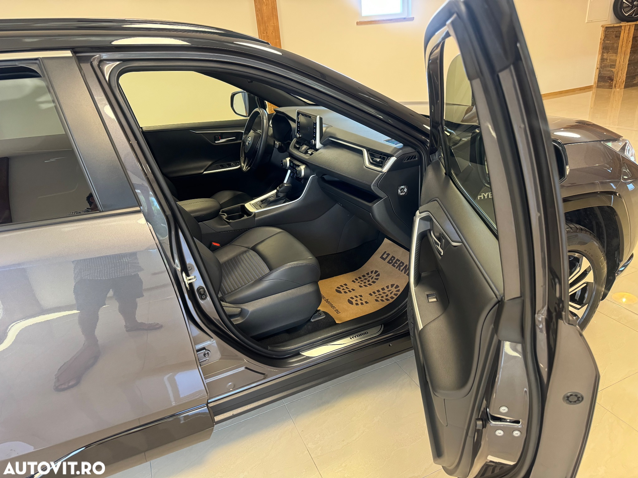 Toyota RAV4 2.5 Hybrid VVT-iE 4x2 Dynamic - 8
