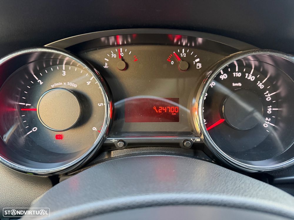 Peugeot 3008 1.6 HDi Style - 18