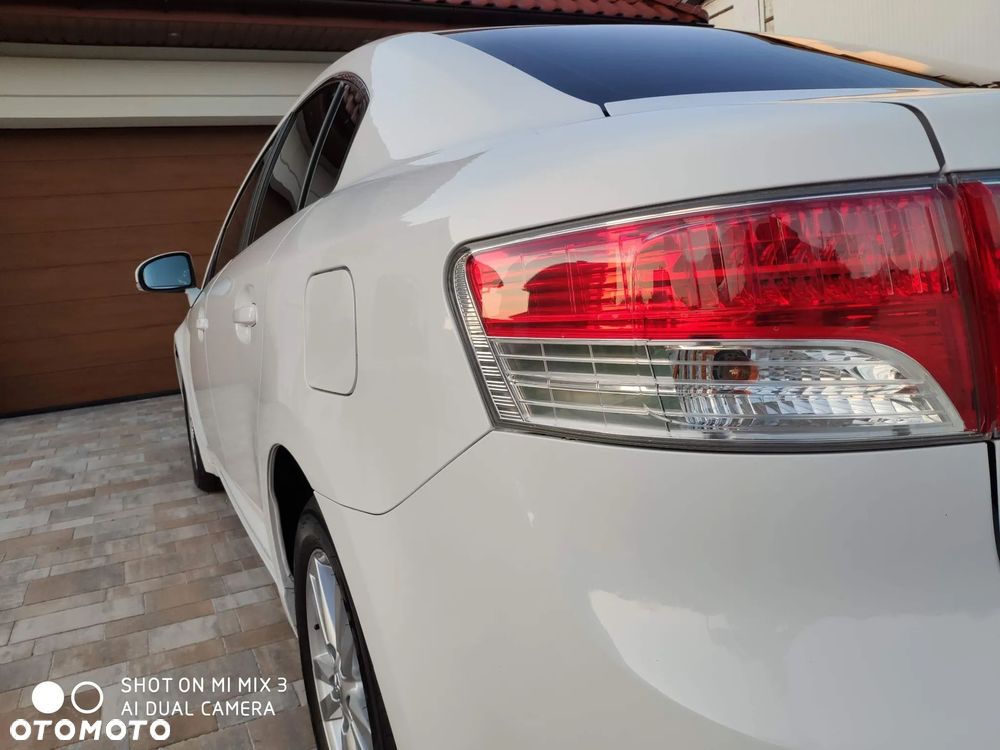 Toyota Avensis 2.0 Prestige EU5 MS - 27