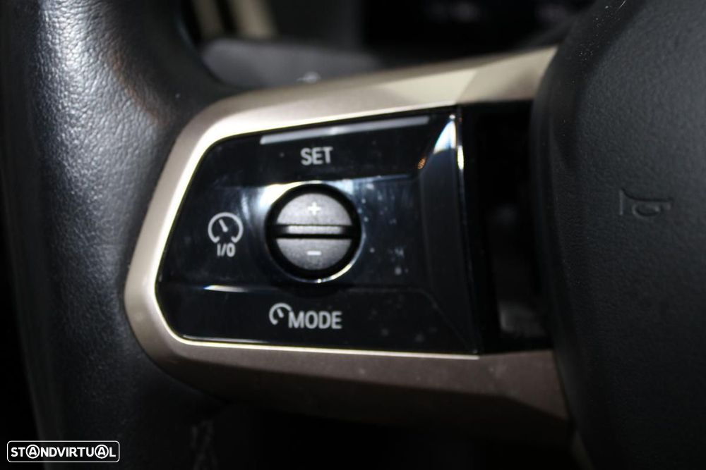 BMW iX xDrive 40 Pack Desportivo - 19