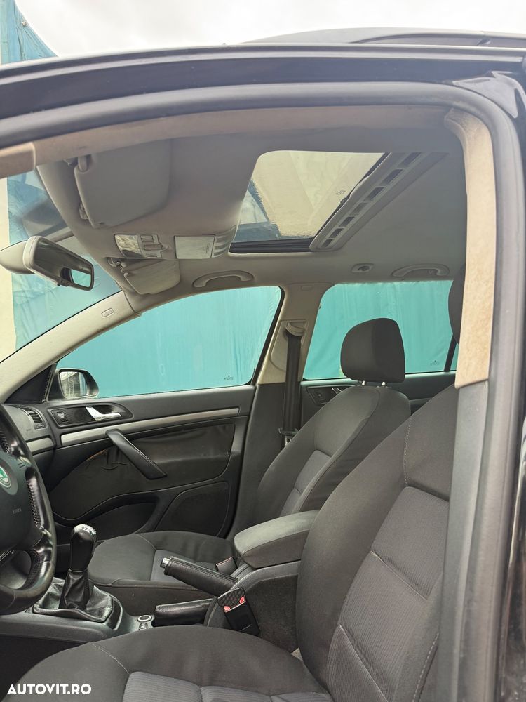 Skoda Octavia 1.6 MPI Elegance - 18