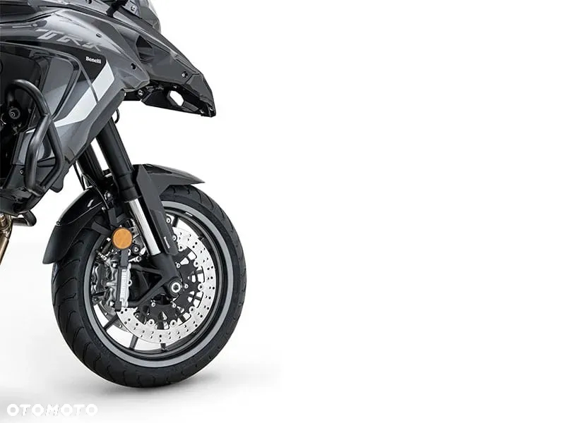 Benelli TRK 502 - 4