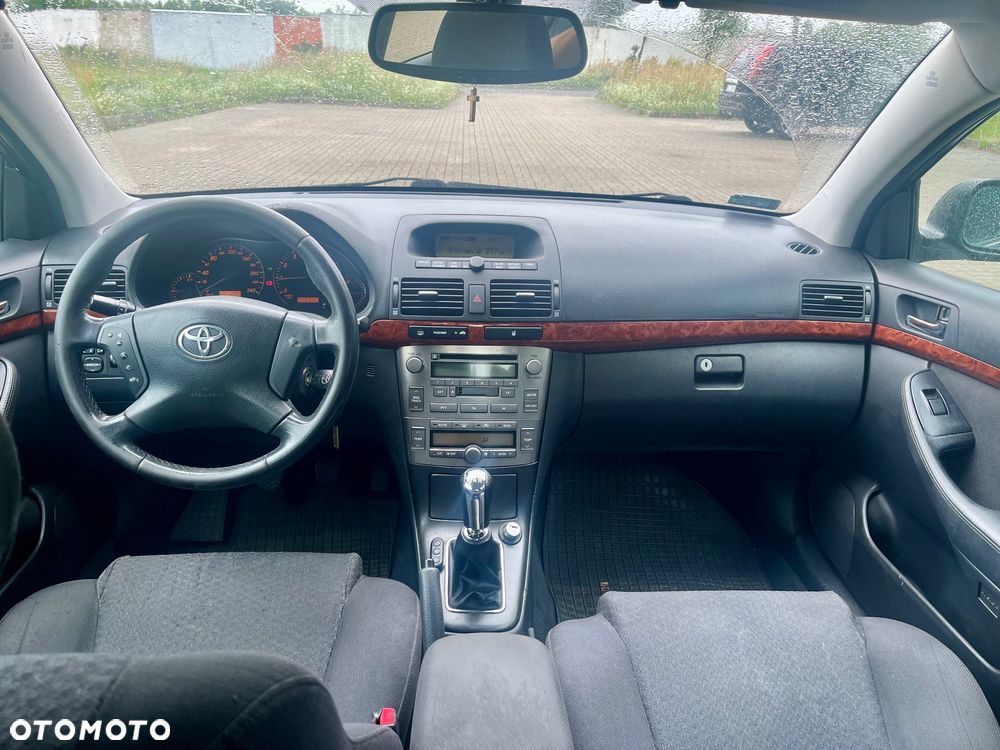 Toyota Avensis 2.0 VVT-i Prestige - 7