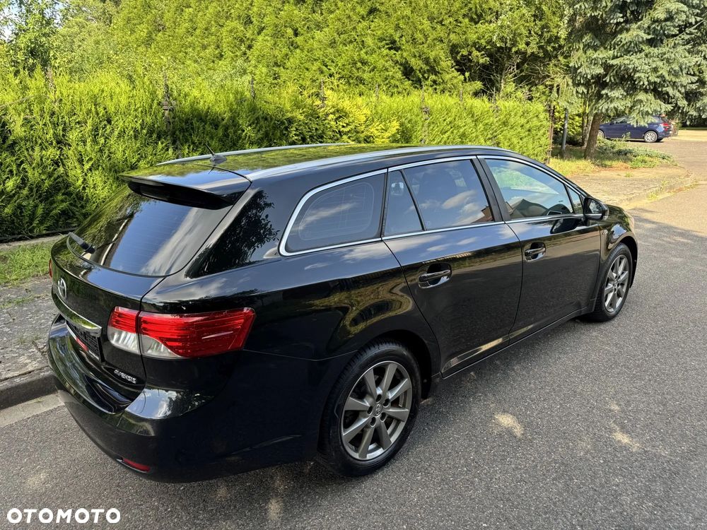 Toyota Avensis 2.2 D-4D Automatik Life - 5