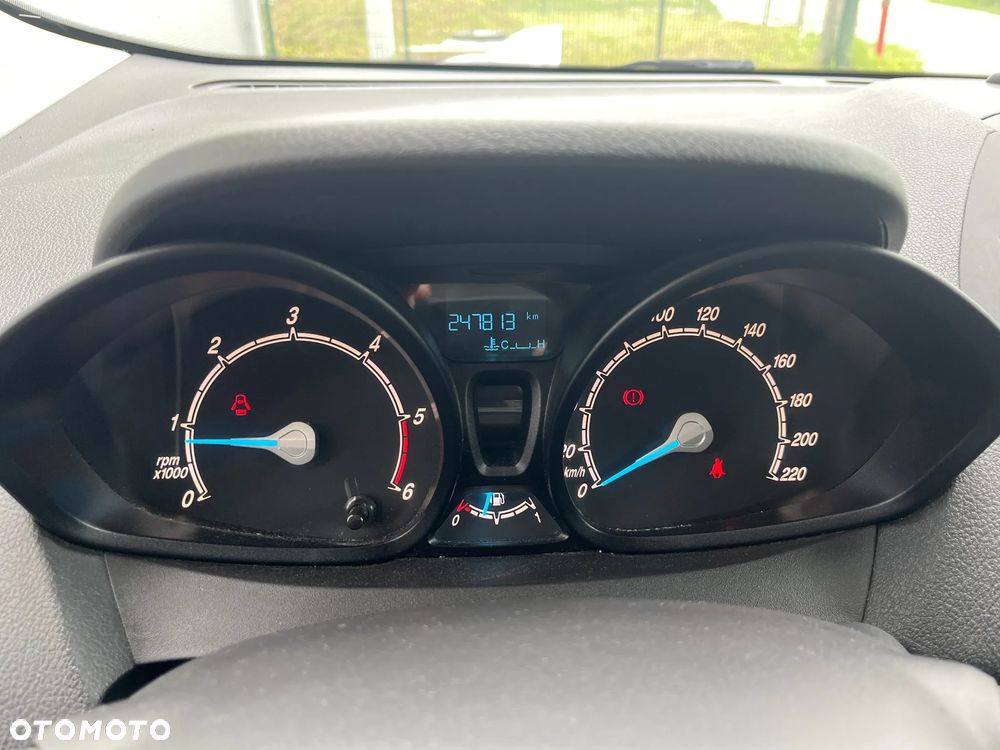 Ford Transit Courier Ambiente - 8
