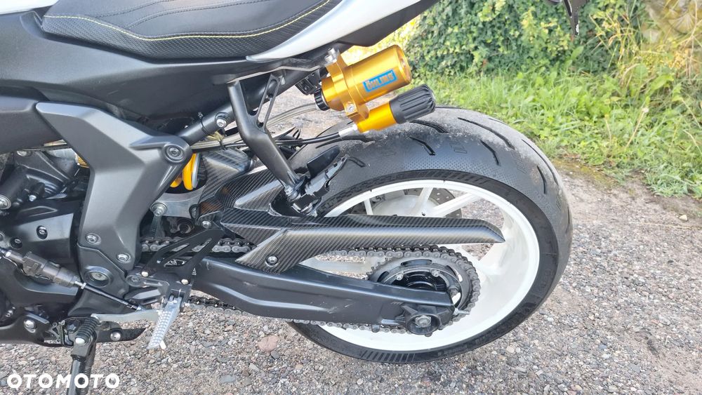 Yamaha R7 - 38