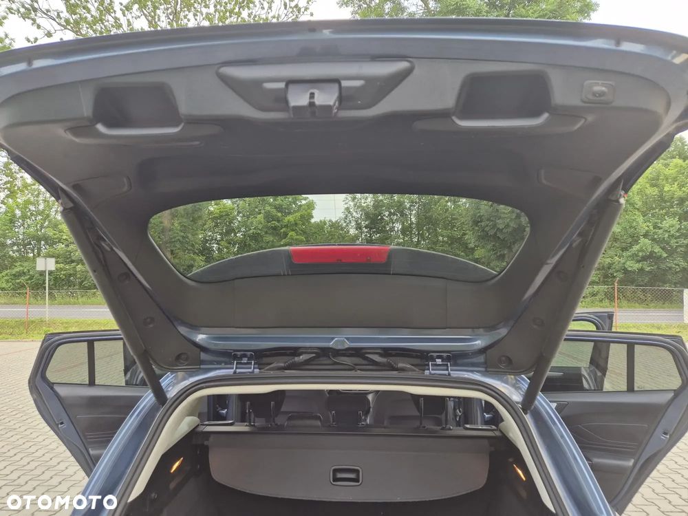 Ford Focus Turnier 2.0 TDCi DPF Titanium - 18