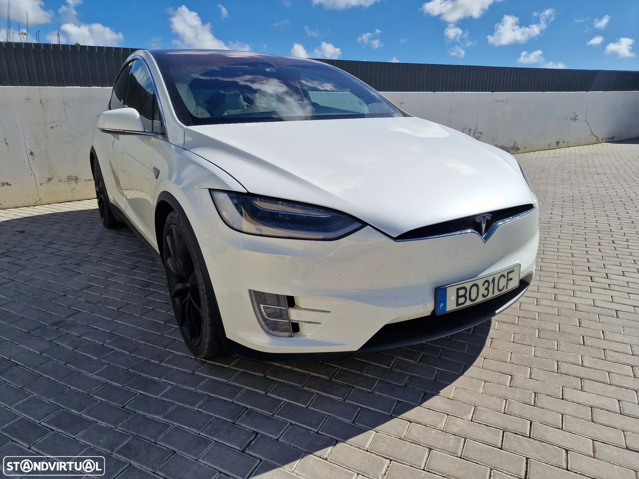 Tesla Model X P100D - 1