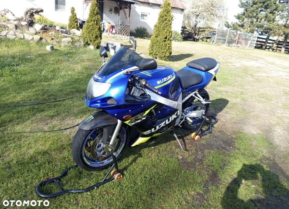Suzuki GSX-R - 1