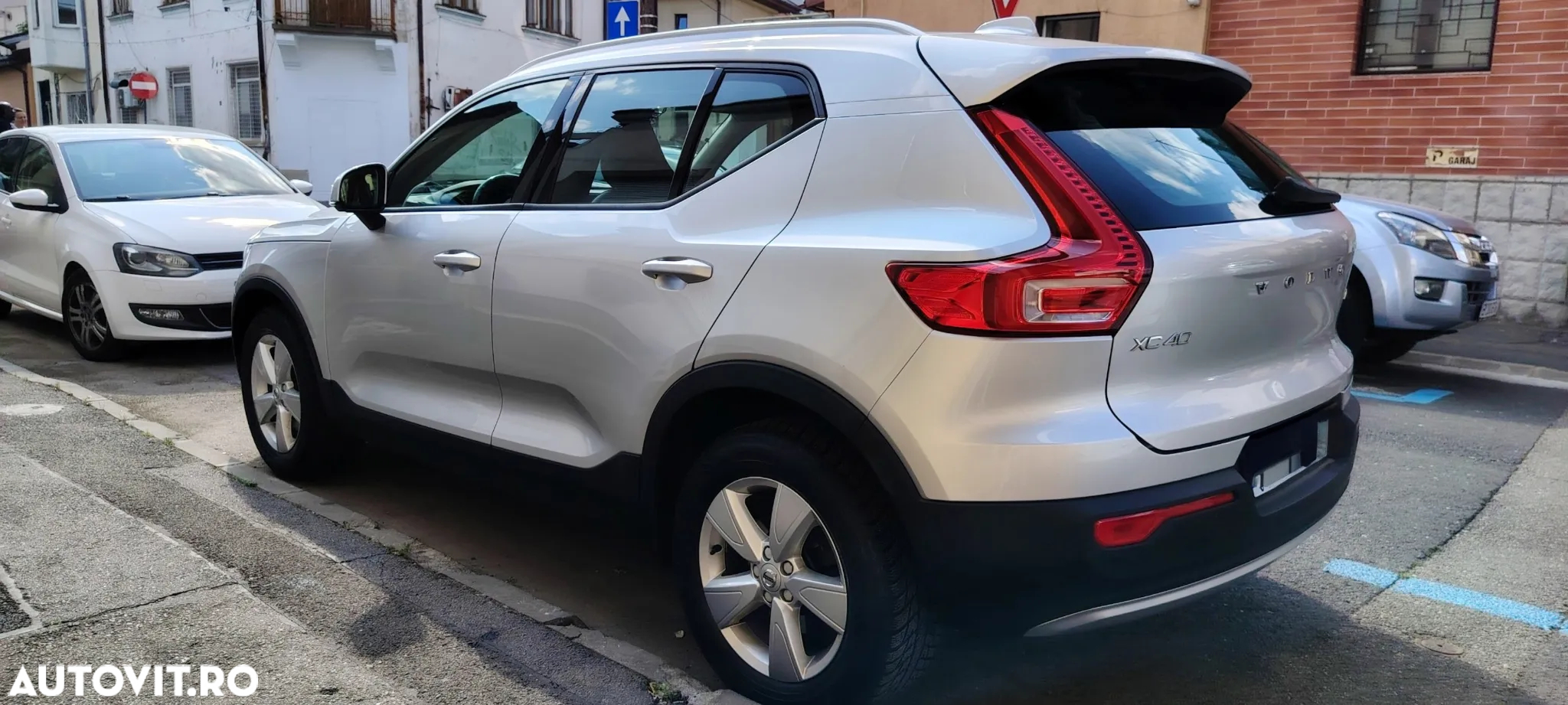 Volvo XC 40 D4 AWD Momentum Pro - 3