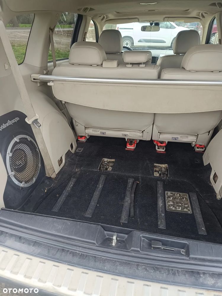 Mitsubishi Outlander 2.4 4WD CVT Instyle - 8