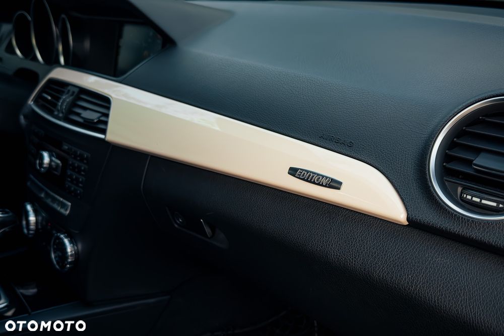 Mercedes-Benz Klasa C 250 CGI BlueEff - 40