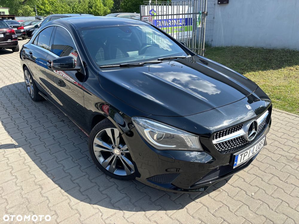 Mercedes-Benz CLA 220 CDI 7G-DCT AMG Line - 2