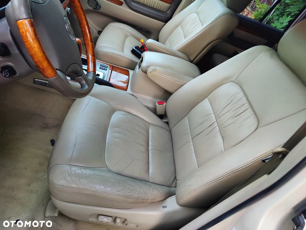 Lexus LX - 15