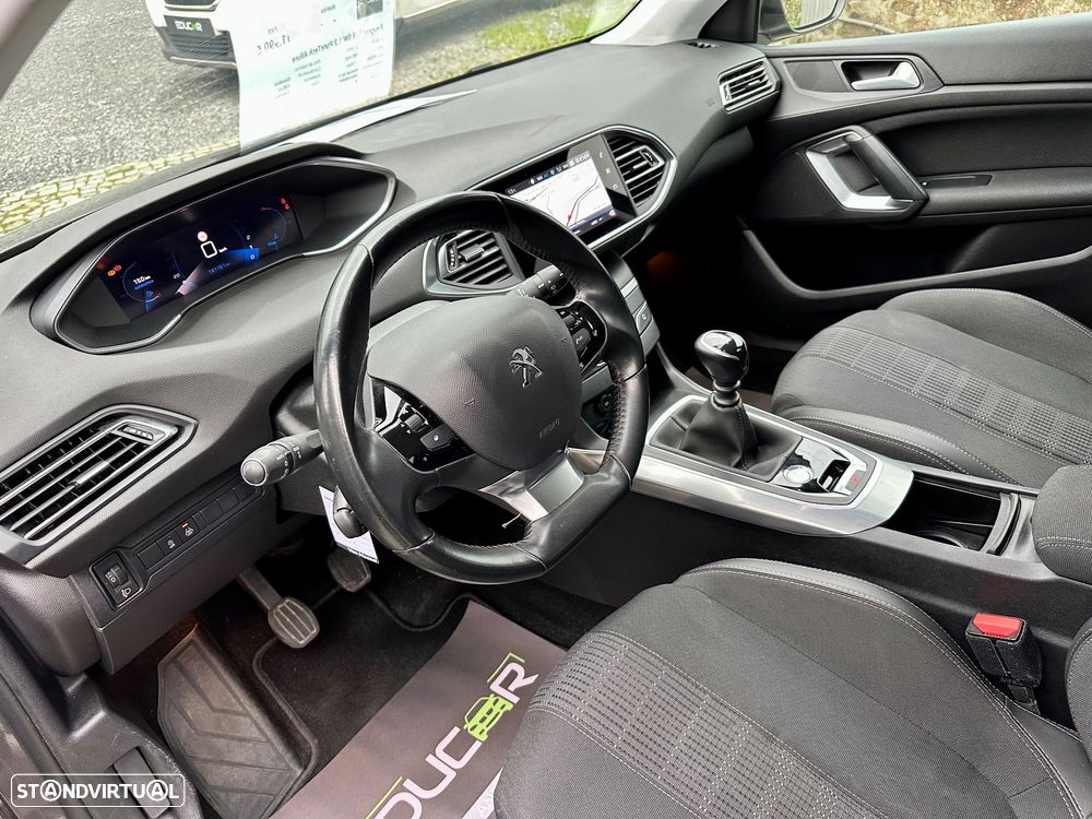 Peugeot 308 1.2 PureTech Allure - 7