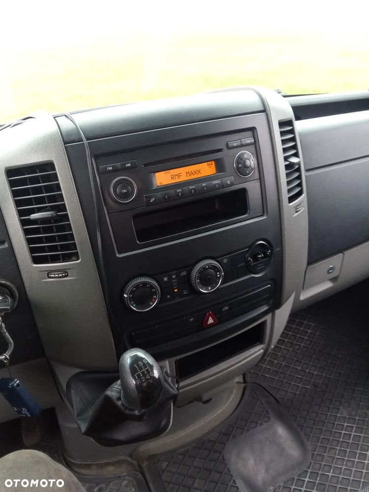 Mercedes-Benz Sprinter - 29