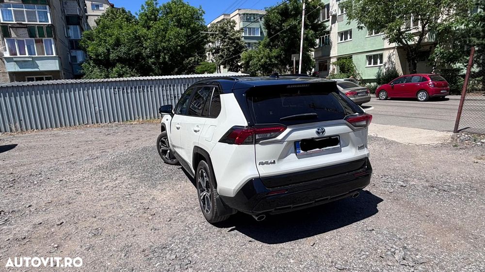 Toyota RAV4 2.5 PHEV VVT-iE 4x4 Style Bi-Tone - 4