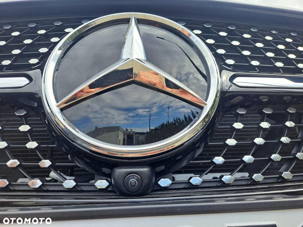 Mercedes-Benz GLC - 28