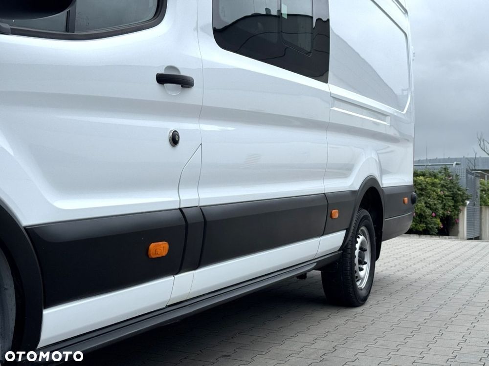 Ford Transit - 21
