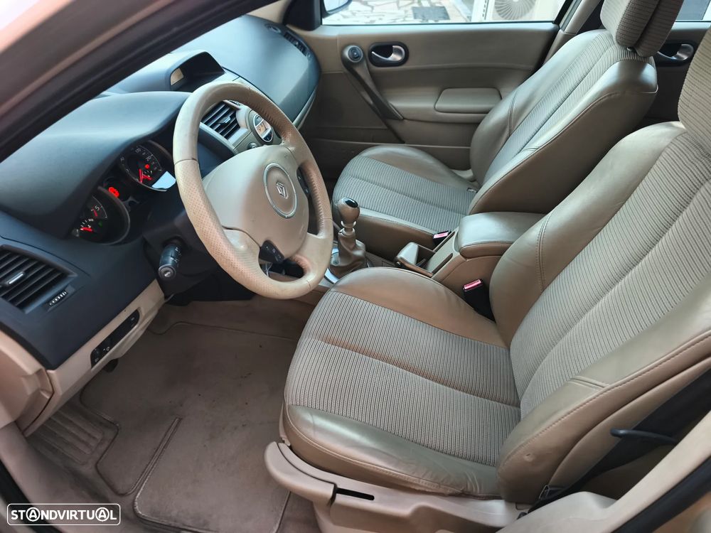 Renault Mégane Break 1.5 dCi Privilège Luxe - 17