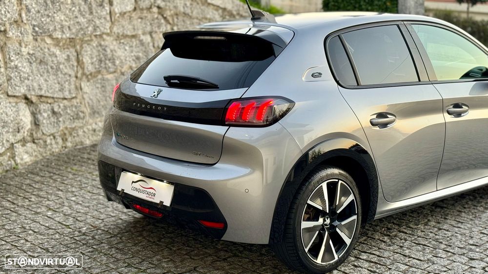 Peugeot e-208 50 kWh GT Line - 33