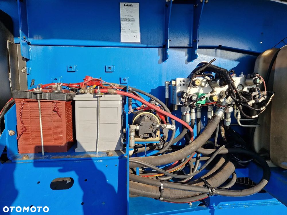 Genie S-85, 860SJ - M381 - 14