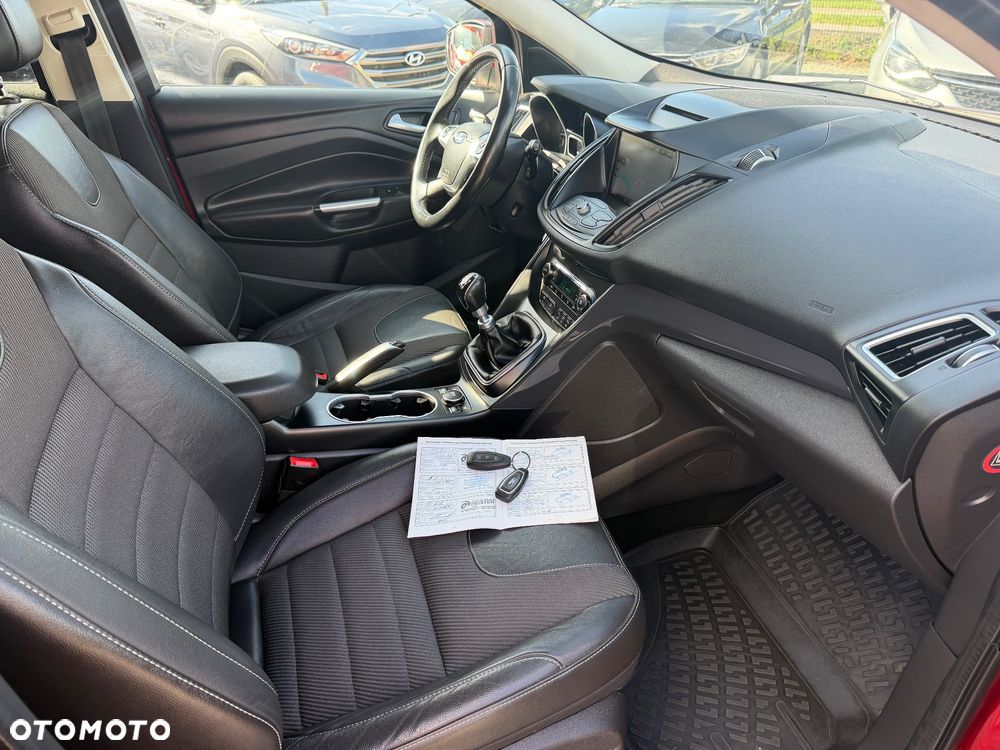 Ford Kuga 2.0 TDCi 4x4 Titanium - 22