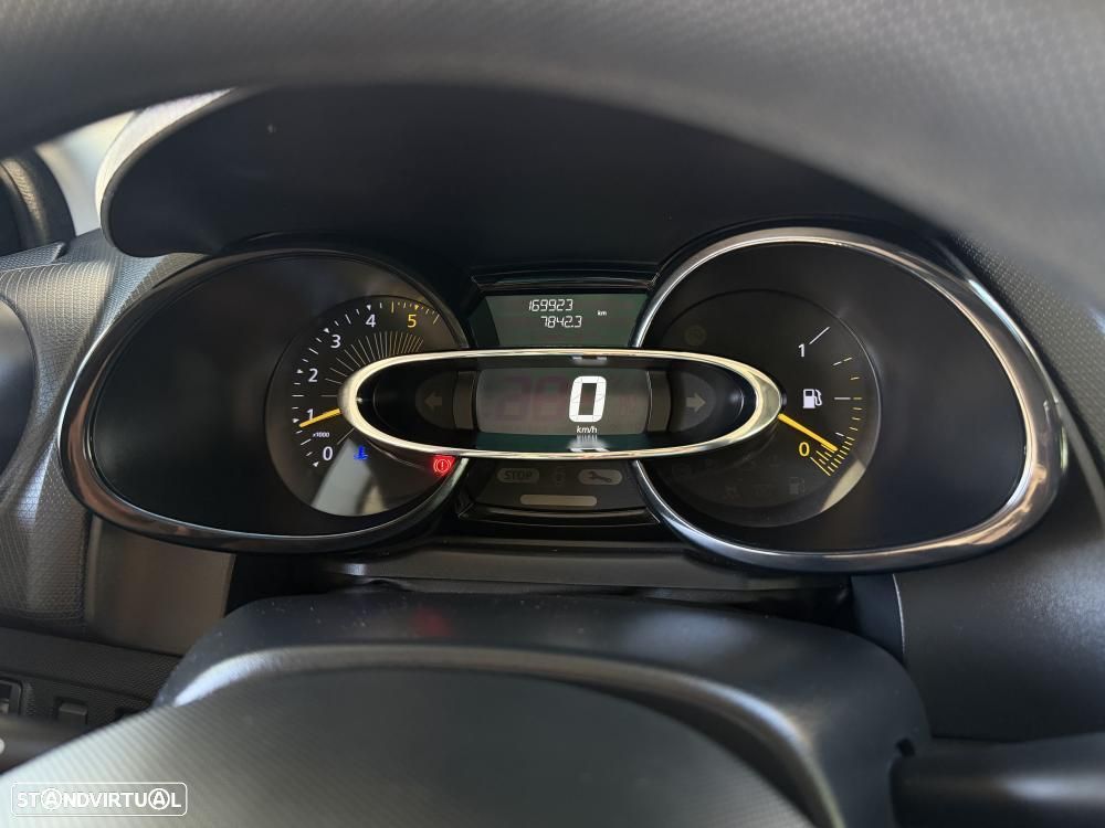 Renault Clio 1.5 dCi Dynamique S - 5