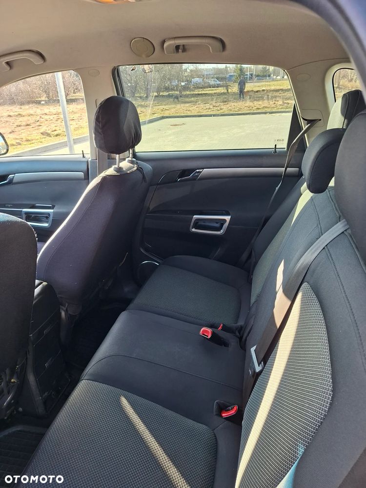 Opel Antara - 38