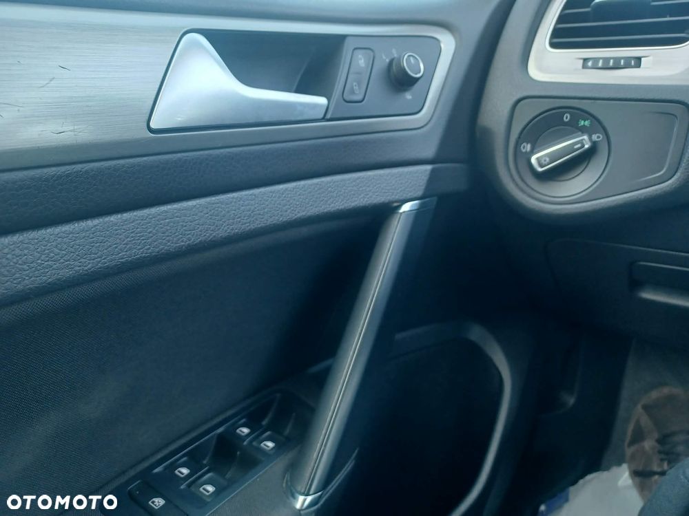 Volkswagen Golf 1.4 TSI BMT Highline - 2