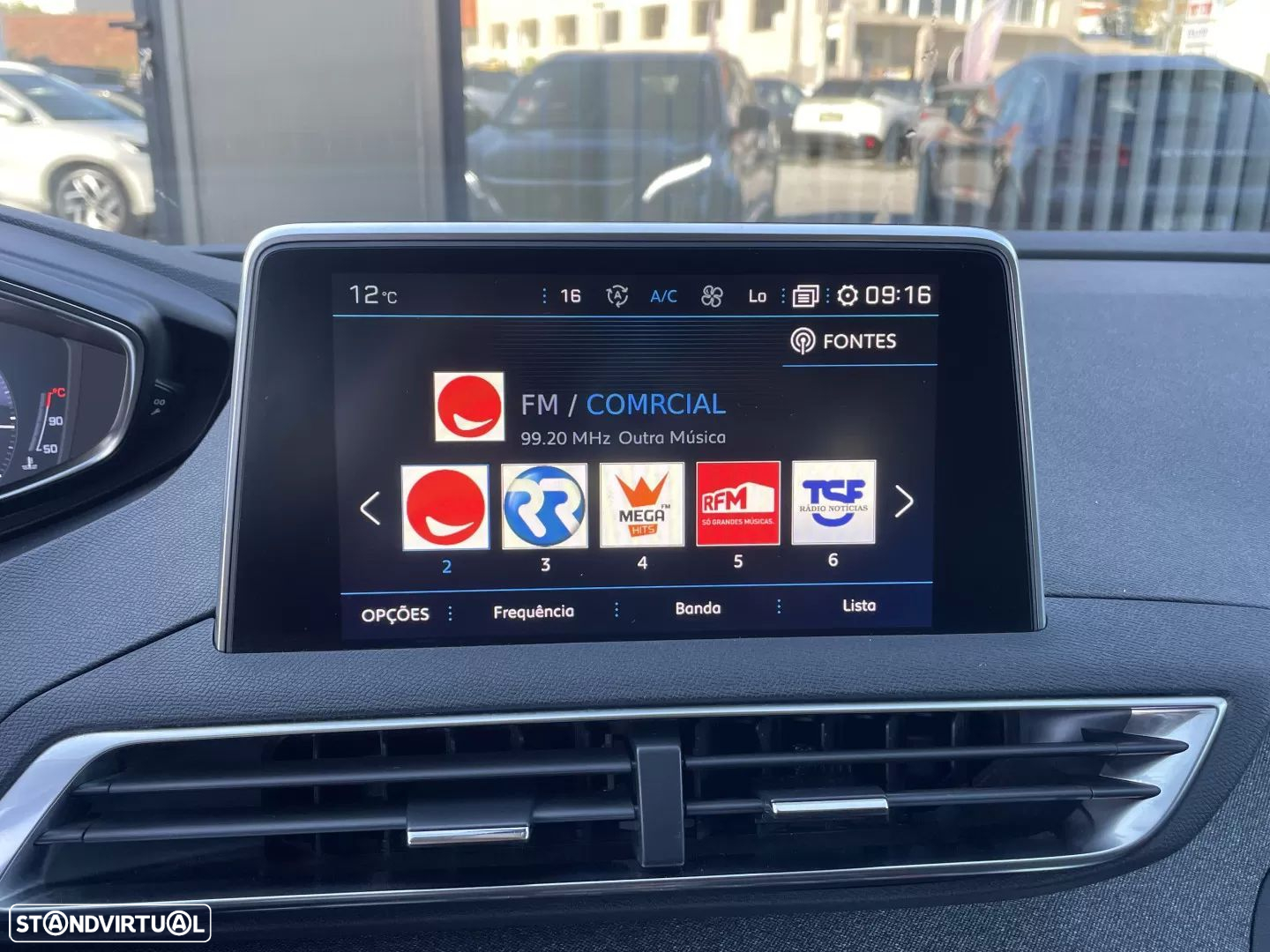 Peugeot 5008 1.2 PureTech Allure EAT8 - 25