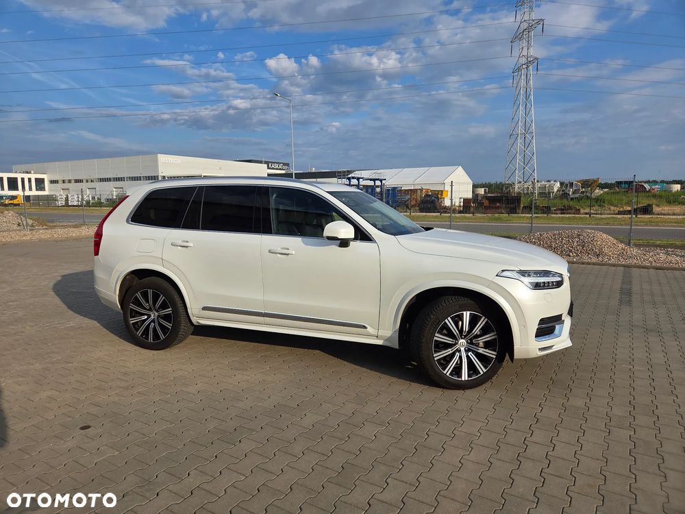 Volvo XC 90 B5 D AWD Plus Bright - 41