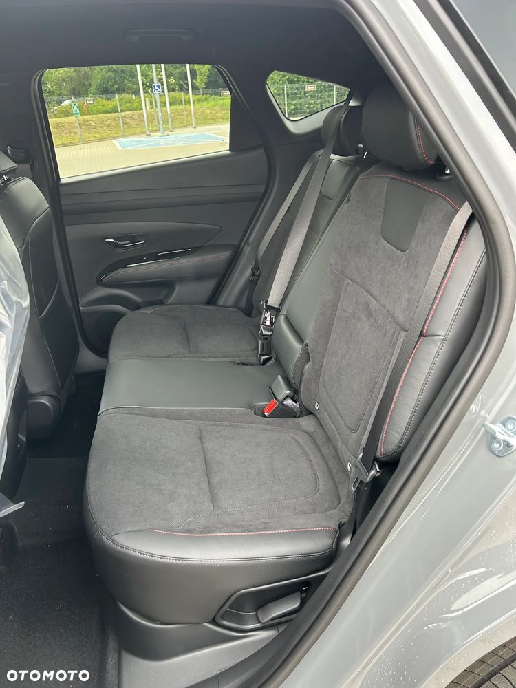 Hyundai Tucson 1.6 T-GDi HEV N-Line 2WD - 12
