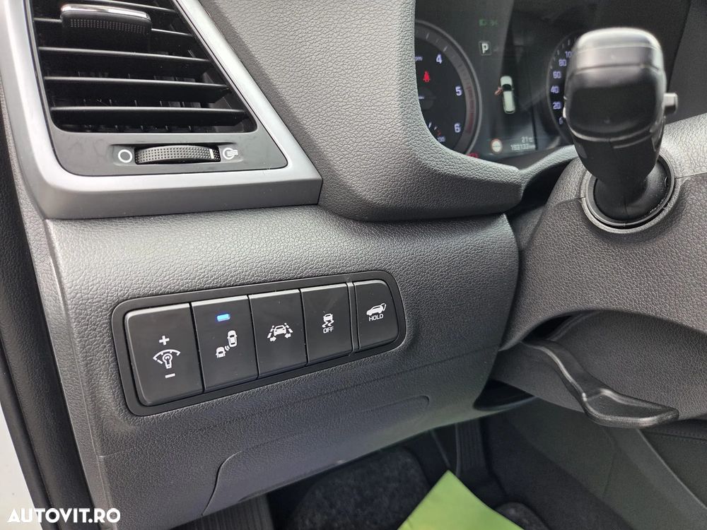 Hyundai Tucson 2.0 CRDI 4WD Automatik Premium - 10