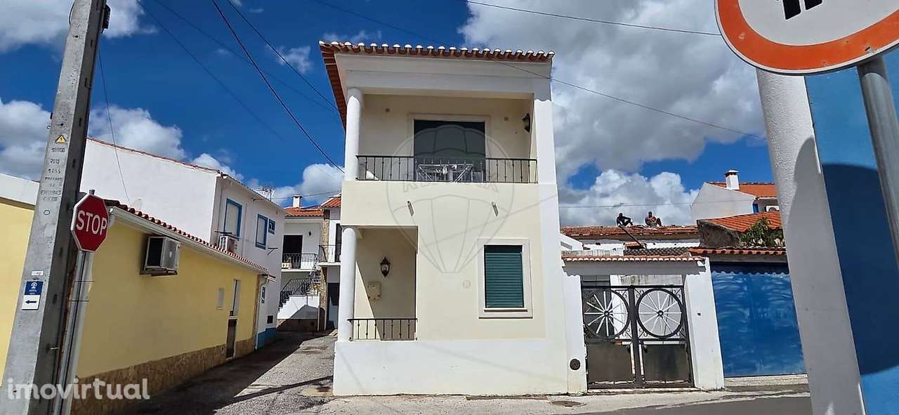 Moradia T2 para venda - Grande imagem: 2/8