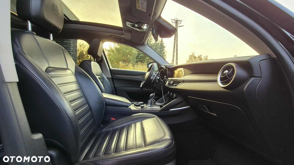 Alfa Romeo Stelvio 2.0 Turbo First Edition Q4 - 8